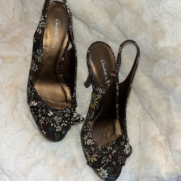 CHARLOTTE RUSSE brown cordoroy floral heels Size 9! NEW IN BOX! - Picture 4 of 9